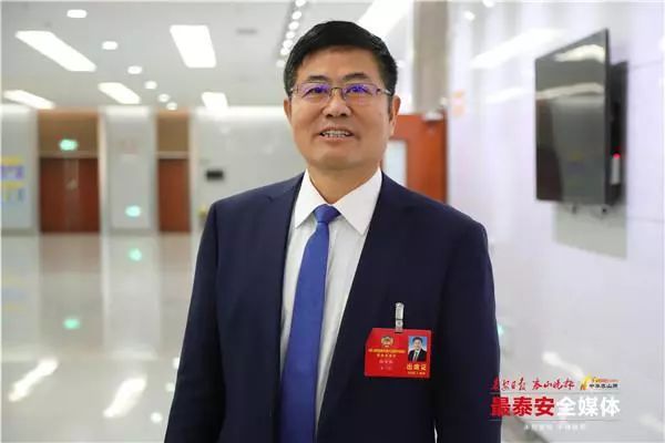 区党工委书记管委会主任杨荣和投身经济建设最前线推动泰安高质量发展